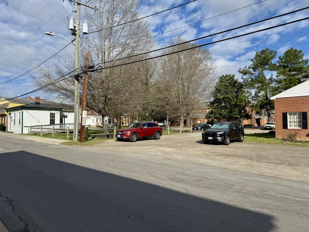 Courthouse Lane Parking